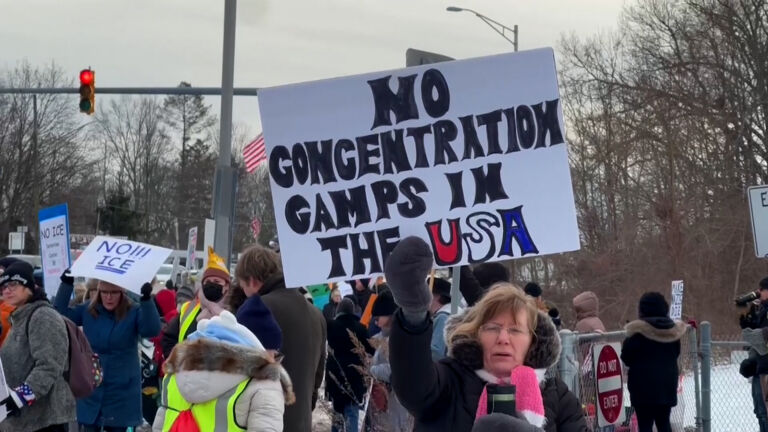 Roxbury residents oppose plan for immigration detention facility