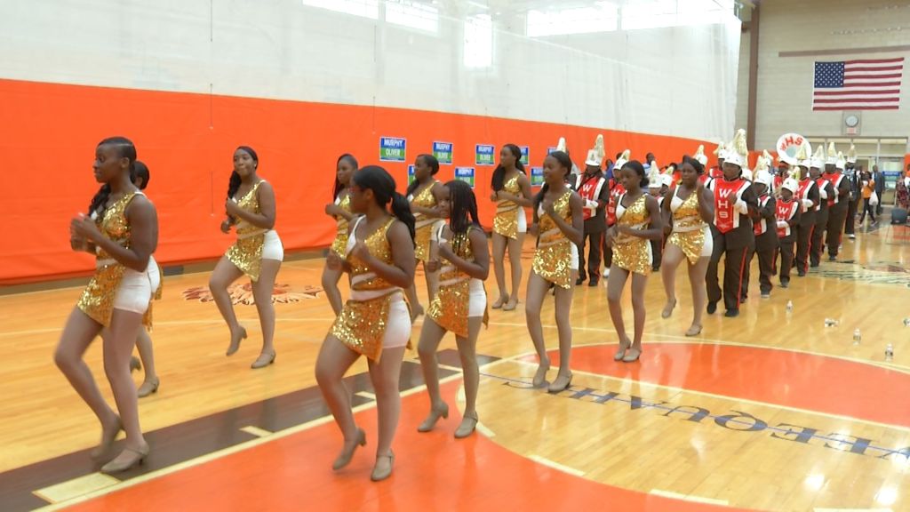 Weequahic High School dancers perform at a rally with Democratic Gubernatorial candidate Phil Murphy
